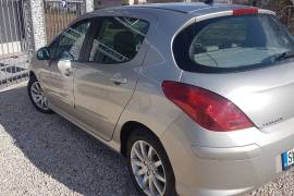 PEUGEOT 308 1.6 HDI 