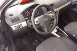 Opel Astra 1.4 2008god