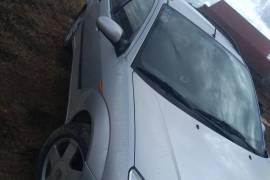 Ford Focus tdci 2004 god