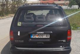 Chrysler Voyager 2.5 td 7 sedista 2000 godina