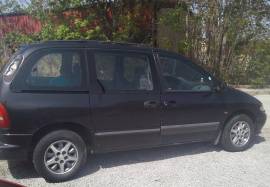 Chrysler Voyager 2.5 td 7 sedista 2000 godina