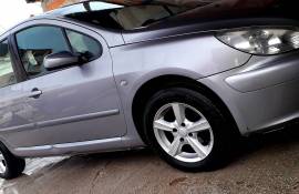 PEUGEOT 307 2.0 HDI 2003 god. redovno servisirano