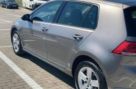 Golf 7, 1.6tdi, highline oprema so 40.000km