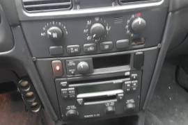 Volvo V-40 dci 2001 godina