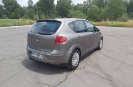 Seat Altea 2.0 TDI 140 KS 2004 godina moze i zamena