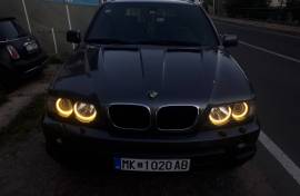 BMW X5 3.0d 2004 godina