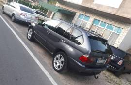 BMW X5 3.0d 2004 godina