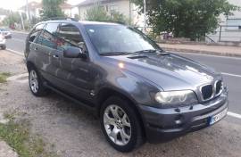 BMW X5 3.0d 2004 godina