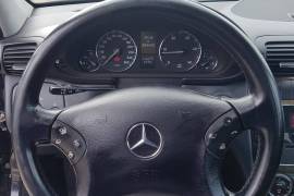 Mercedes c220 CDI 2004 godina