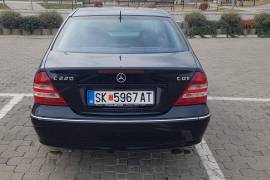 Mercedes c220 CDI 2004 godina