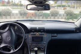 Mercedes c220 CDI 2004 godina