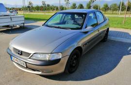 OPEL VECTRA 1.8 16V BENZIN/PLIN 1996 GOD.