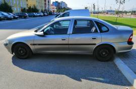 OPEL VECTRA 1.8 16V BENZIN/PLIN 1996 GOD.