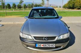 OPEL VECTRA 1.8 16V BENZIN/PLIN 1996 GOD.