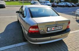 OPEL VECTRA 1.8 16V BENZIN/PLIN 1996 GOD.